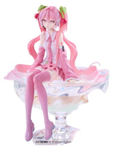 Hatsune Miku Noodle Stopper PVC Figure Sakura Miku 2026 Smile Ver. 14 cm 4573646297678