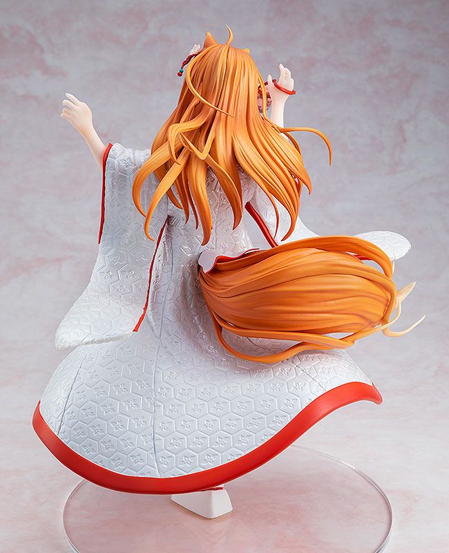 Spice and Wolf PVC Statue 1/7 Wise Wolf Holo  4935228529131