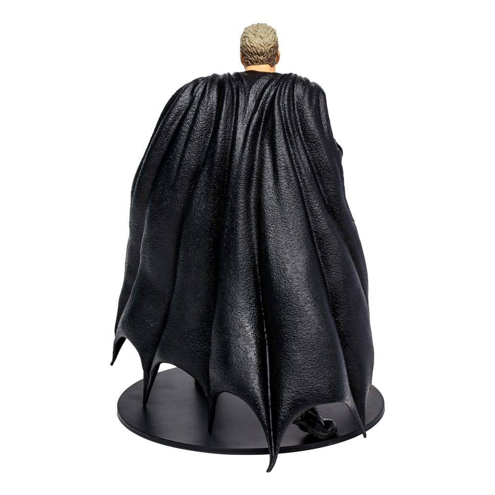 DC The Flash Movie Statue Batman Multiverse U 0787926155334