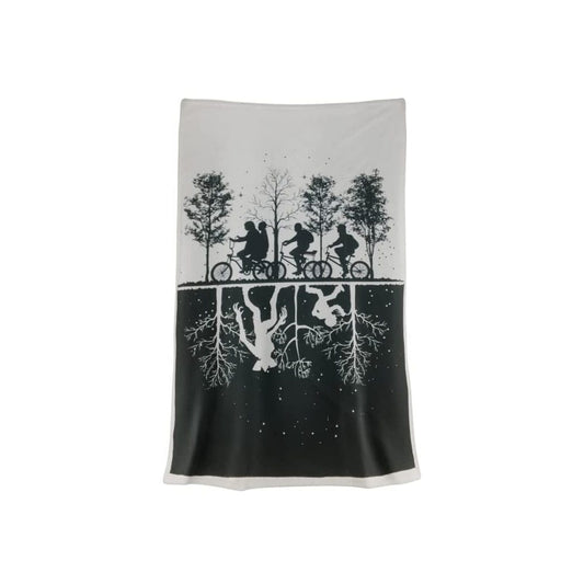 Stranger Things Throw Blanket Black & White 100 x 150 cm 0801269149628