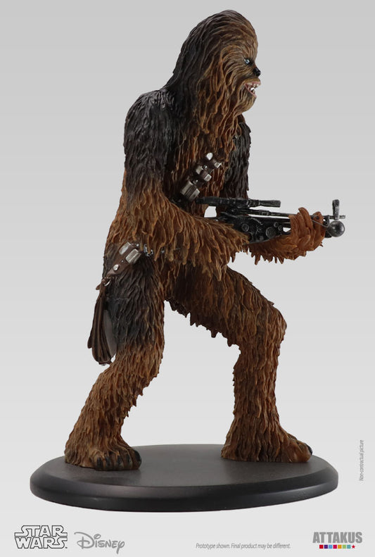  Star Wars: Chewbacca 1:10 Scale Statue  3700472004298
