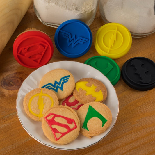  DC Comics: Justice League - Set of 5 Logo Cookie Stamps  4895205603301