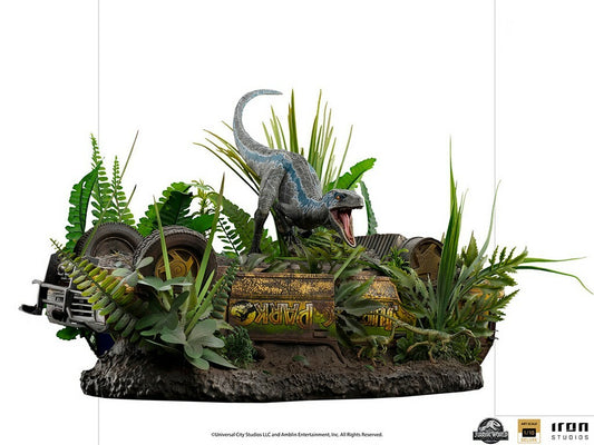  Jurassic World: Fallen Kingdom - Blue Deluxe Version 1:10 Scale Statue  0618231950355
