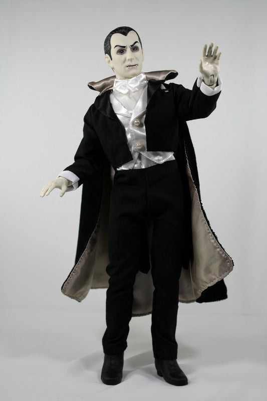  Universal Monsters: Dracula 14 inch Action Figure  0850002478242