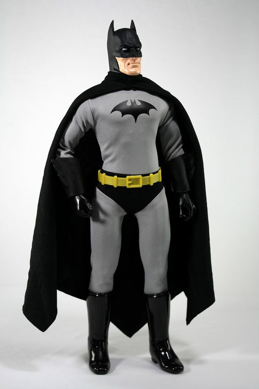  DC Comics: Batman 14 inch Action Figure  0850025246699
