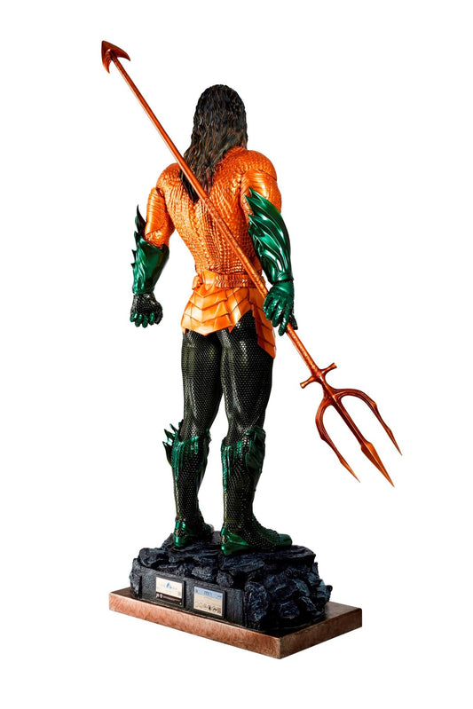  DC Comics: Aquaman Movie - Aquaman Life Sized Statue  1623155036565
