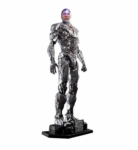  DC Comics: Justice League - Cyborg Life Sized Statue  1623155030907