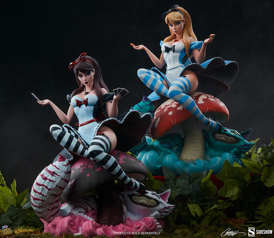  Fairytale Fantasies: Alice in Wonderland - Game of Hearts Edition Statue  0747720250550
