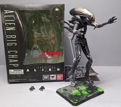 action figure alien s.h. monsterarts big chap alien