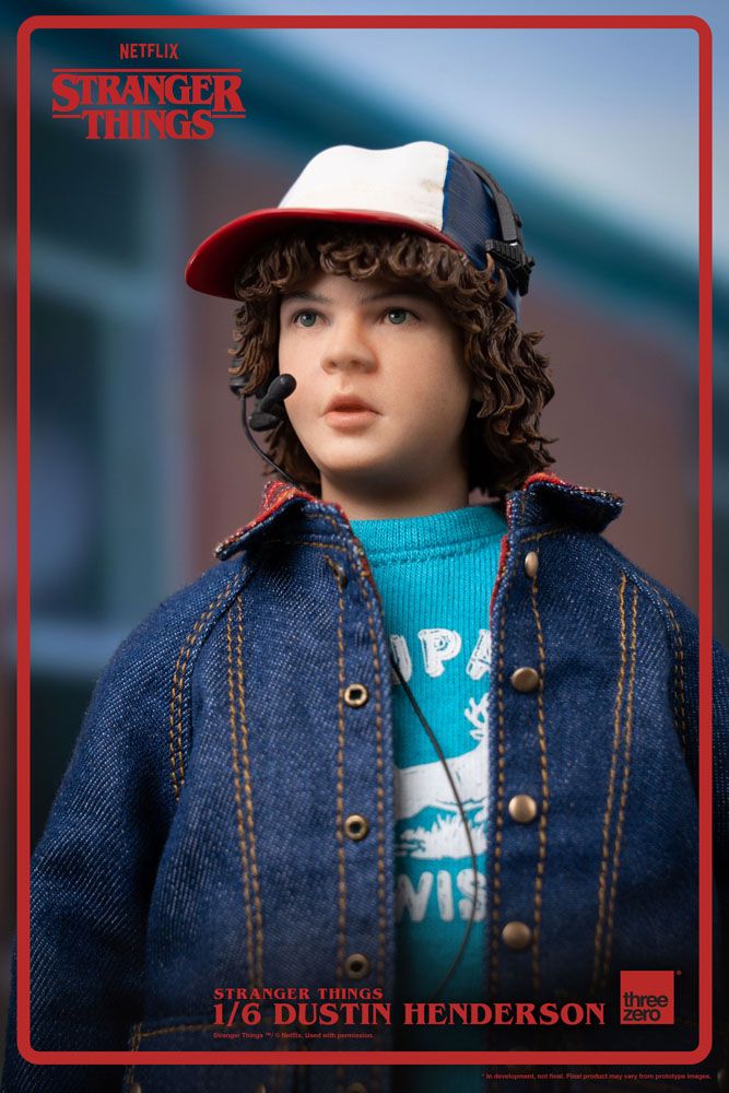Stranger Things Action Figure 1/6 Dustin Henderson 23 cm 4897056202160