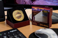 Lord of the Rings Coin with Display Stand The Fellowship 5060914718915