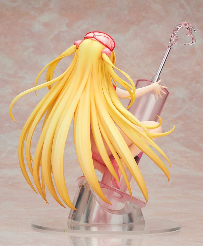 To Love-Ru Darkness Statue PVC 1/7 Golden Dar 4560228207422