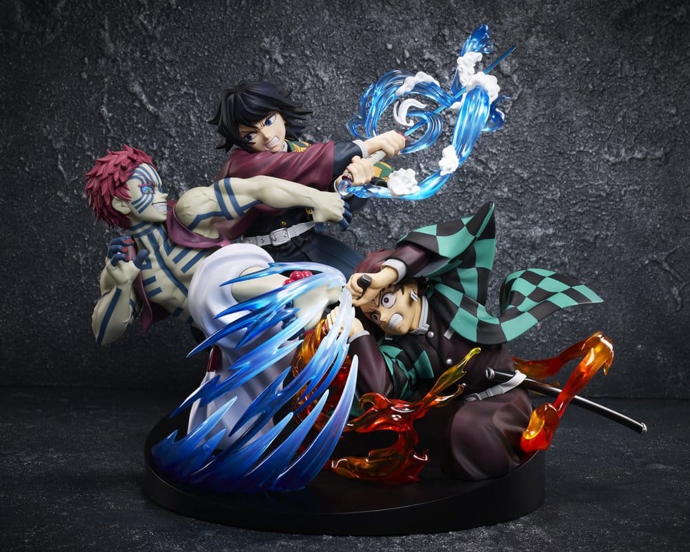 Demon Slayer: Kimetsu no Yaiba PVC Figure Tanjiro Kamado & Giyu Tomioka & Akaza 13 cm 4534530654069