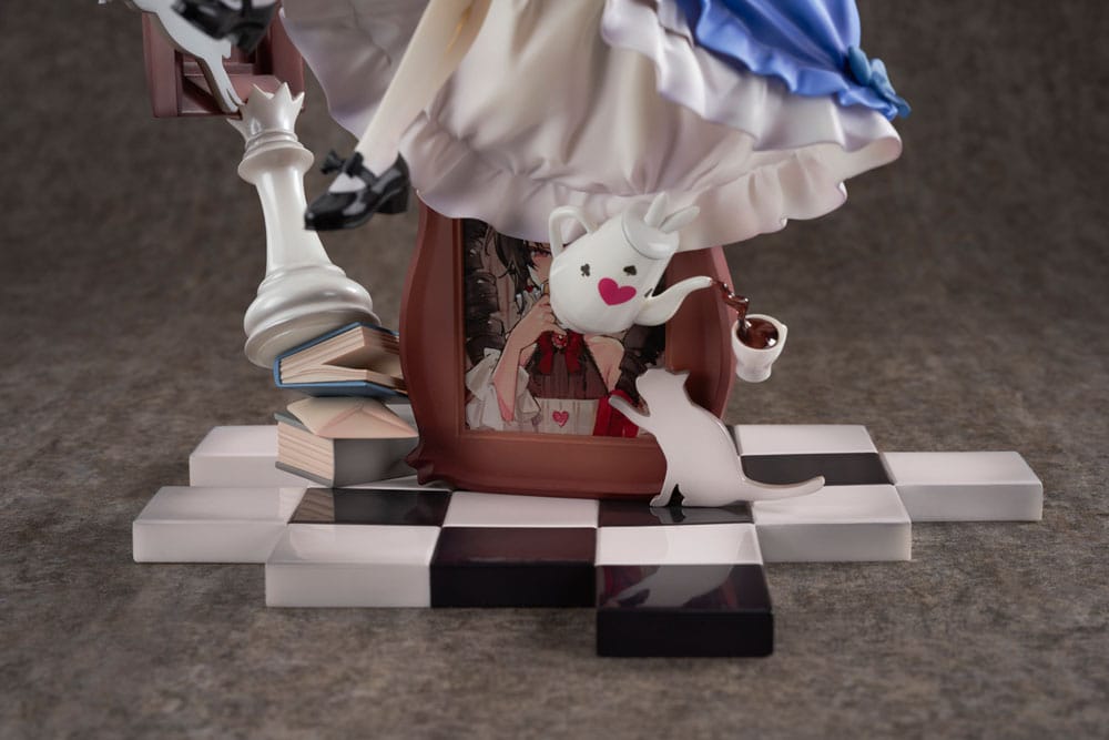 Alice In Wonderland PVC Statue 1/7 Moment Int 6971995421740