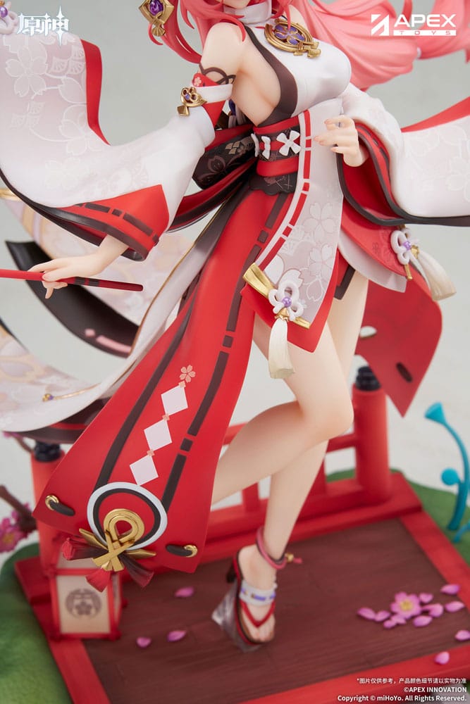 Genshin Impact PVC Statue 1/7 Yae Miko Astute Amusement Ver. 28 cm  6971995422266