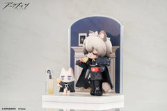 Arknights Would You Like A Dessert? Mini Series PVC Statue SilverAsh 10 cm     6971995422662