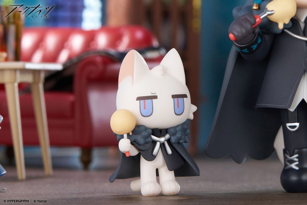 Arknights Would You Like A Dessert? Mini Series PVC Statue SilverAsh 10 cm     6971995422662