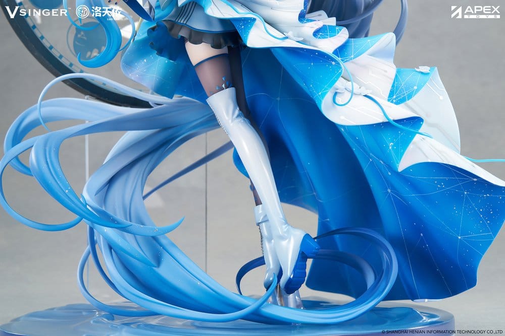 Vsinger PVC Statue 1/7 Luo Tianyi 12th Anniversary Ver. 34 cm                     6971995422877