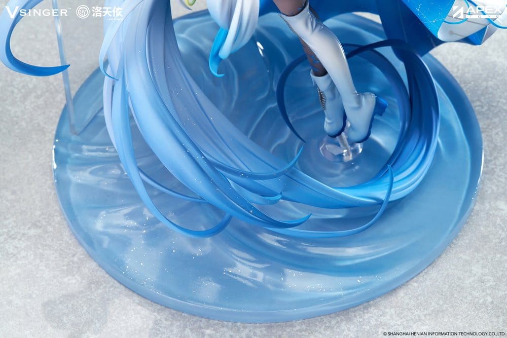 Vsinger PVC Statue 1/7 Luo Tianyi 12th Anniversary Ver. 34 cm                     6971995422877