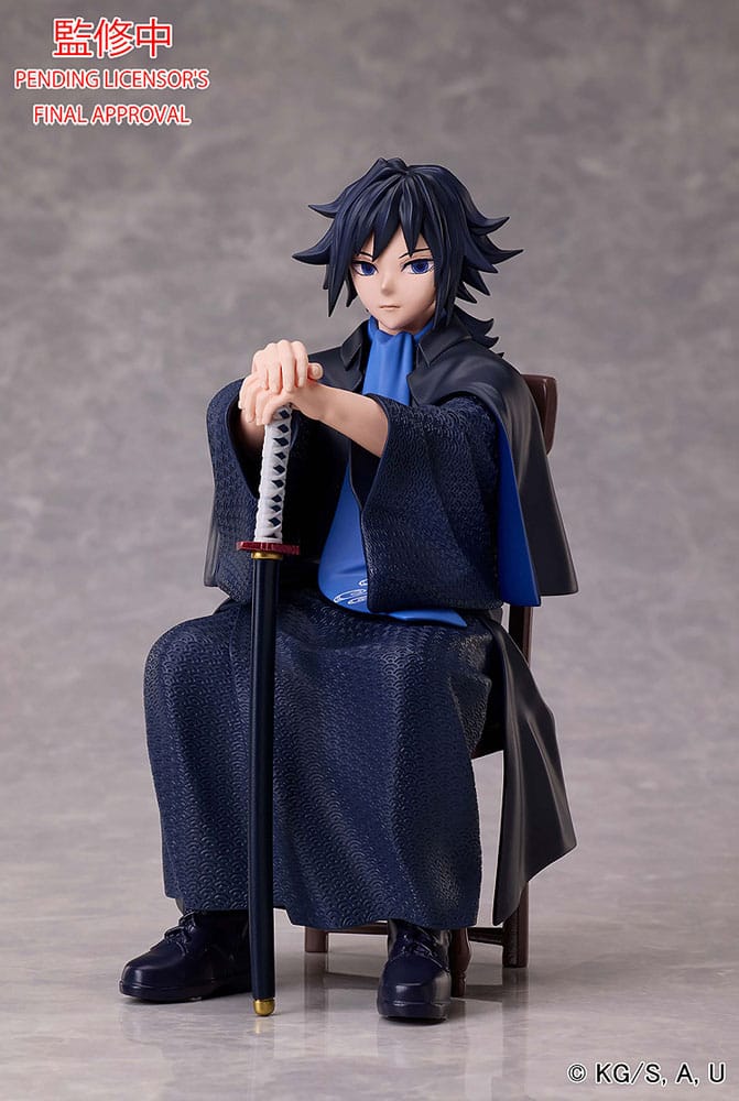 Demon Slayer: Kimetsu no Yaiba Statue Giyu Tomioka 16 cm  4534530937551