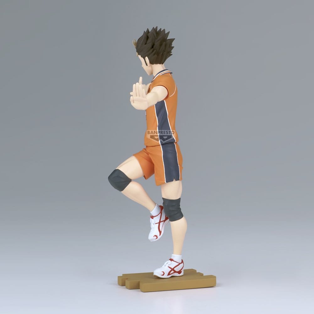 Haikyu!! PVC Figure Yu Nishinoya 14 cm 4573102718662