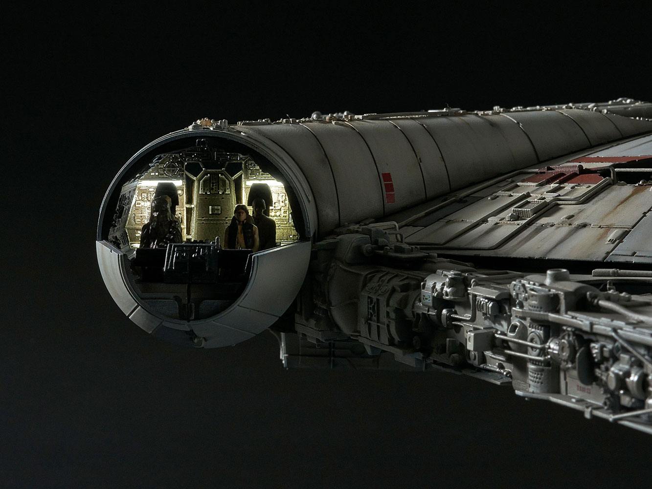 Star Wars Episode IV Perfect Grade Plastic Model Kit 1/72 Millennium Falcon 48 cm 4573102648815