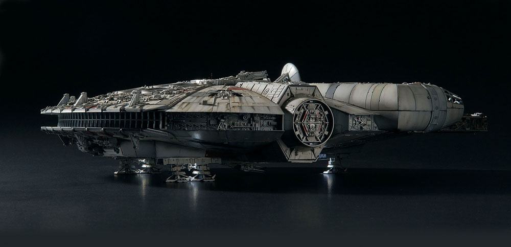 Star Wars Episode IV Perfect Grade Plastic Model Kit 1/72 Millennium Falcon 48 cm 4573102648815