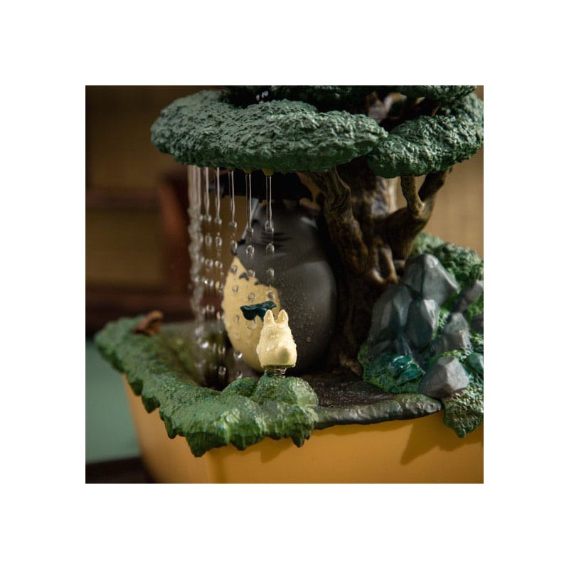 My Neighbor Totoro Statue Magnet Water Garden Kasajuku 24 cm 4990593421176