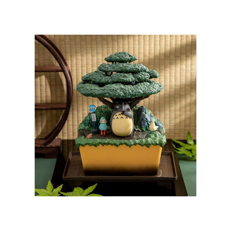 My Neighbor Totoro Statue Magnet Water Garden Kasajuku 24 cm 4990593421176
