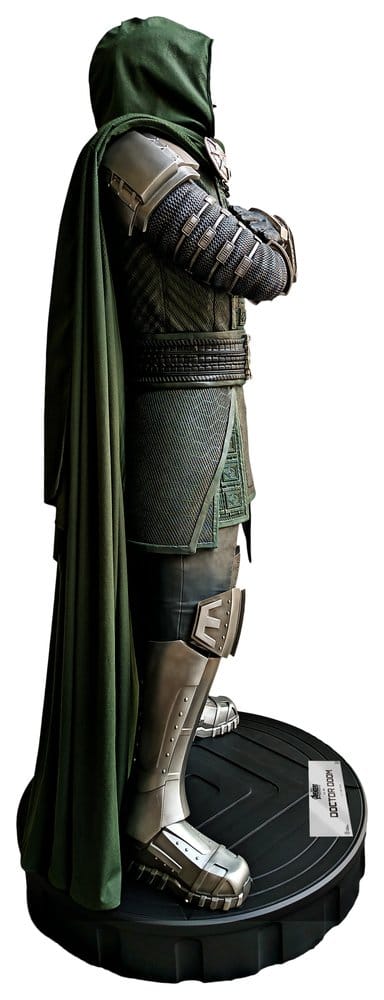 Marvel Avengers: Doomsday Life-Size Statue Doctor Doom 198 cm 4711694554217