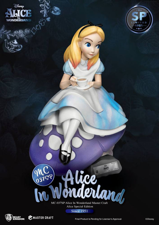 Alice In Wonderland Master Craft Statue Alice 4711061155207