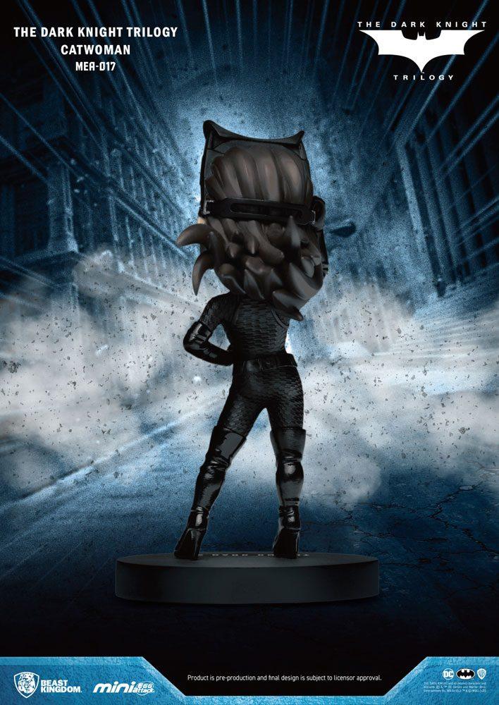 Dark Knight Trilogy Mini Egg Attack Figure Catwoman 8 cm 4710586068948