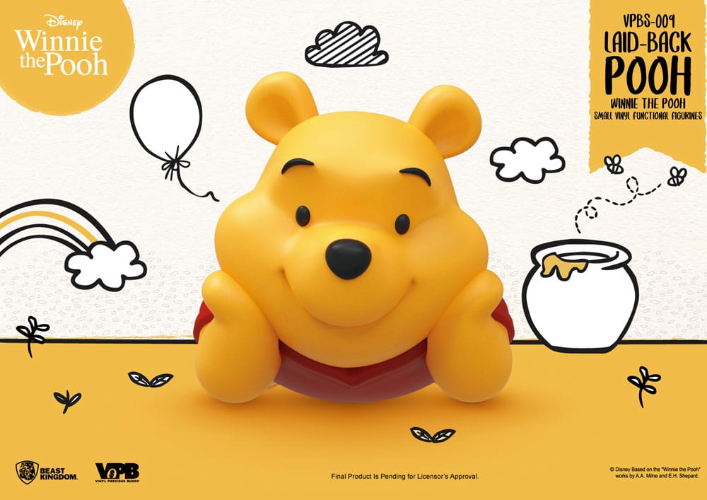 Winnie The Pooh Small Vinyl Bank laid-back Winnie 17 cm 4711385253573