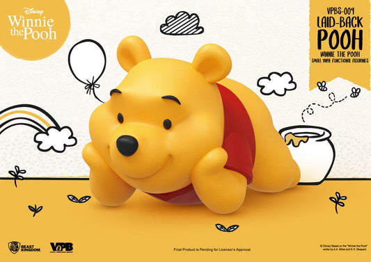 Winnie The Pooh Small Vinyl Bank laid-back Winnie 17 cm 4711385253573