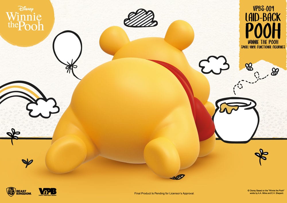 Winnie The Pooh Small Vinyl Bank laid-back Winnie 17 cm 4711385253573