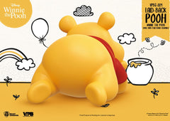 Winnie The Pooh Small Vinyl Bank laid-back Winnie 17 cm 4711385253573