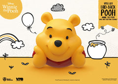 Winnie The Pooh Small Vinyl Bank laid-back Winnie 17 cm 4711385253573