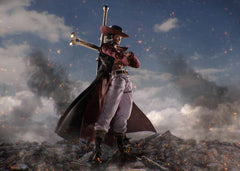 One Piece S.H.Figuarts Action Figure Dracule Mihawk Hawkeye 17 cm       4573102676160