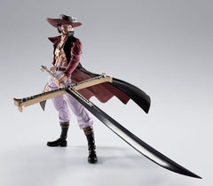 One Piece S.H.Figuarts Action Figure Dracule Mihawk Hawkeye 17 cm       4573102676160