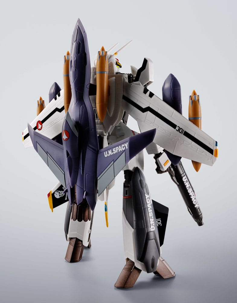 Macross 7 Hi-Metal R Action Figure VF-0S Phoenix (Roy Focker Use) & QF-2200D-B Ghost Set 14 cm   4573102692573