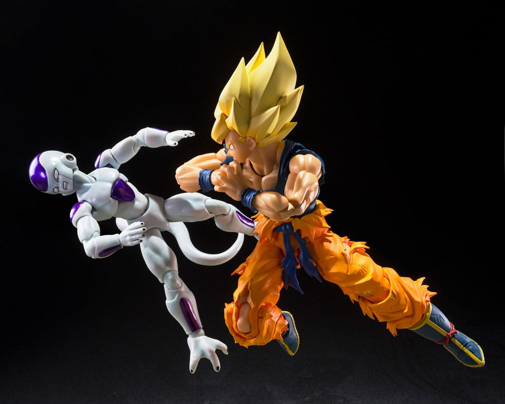 Dragon Ball Z S.H.Figuarts Action Figure Super Saiyan Son Goku (Fighter of Rage) 14 cm        4573102692900
