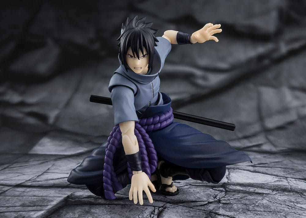 Naruto S.H.Figuarts Action Figure Sasuke Uchiha Solitary Shinobi 15 cm          4573102697912