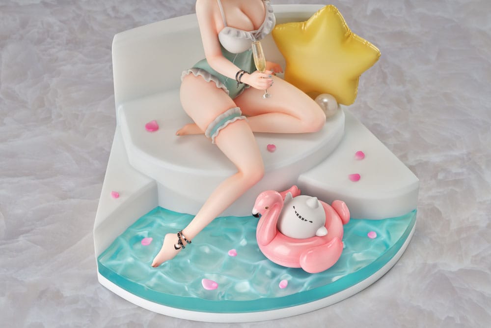 Senkan Shoujo R PVC Statue 1/7 Lexington (CV-16) Summer of Ingleside Ver. 19 cm    6977990940026