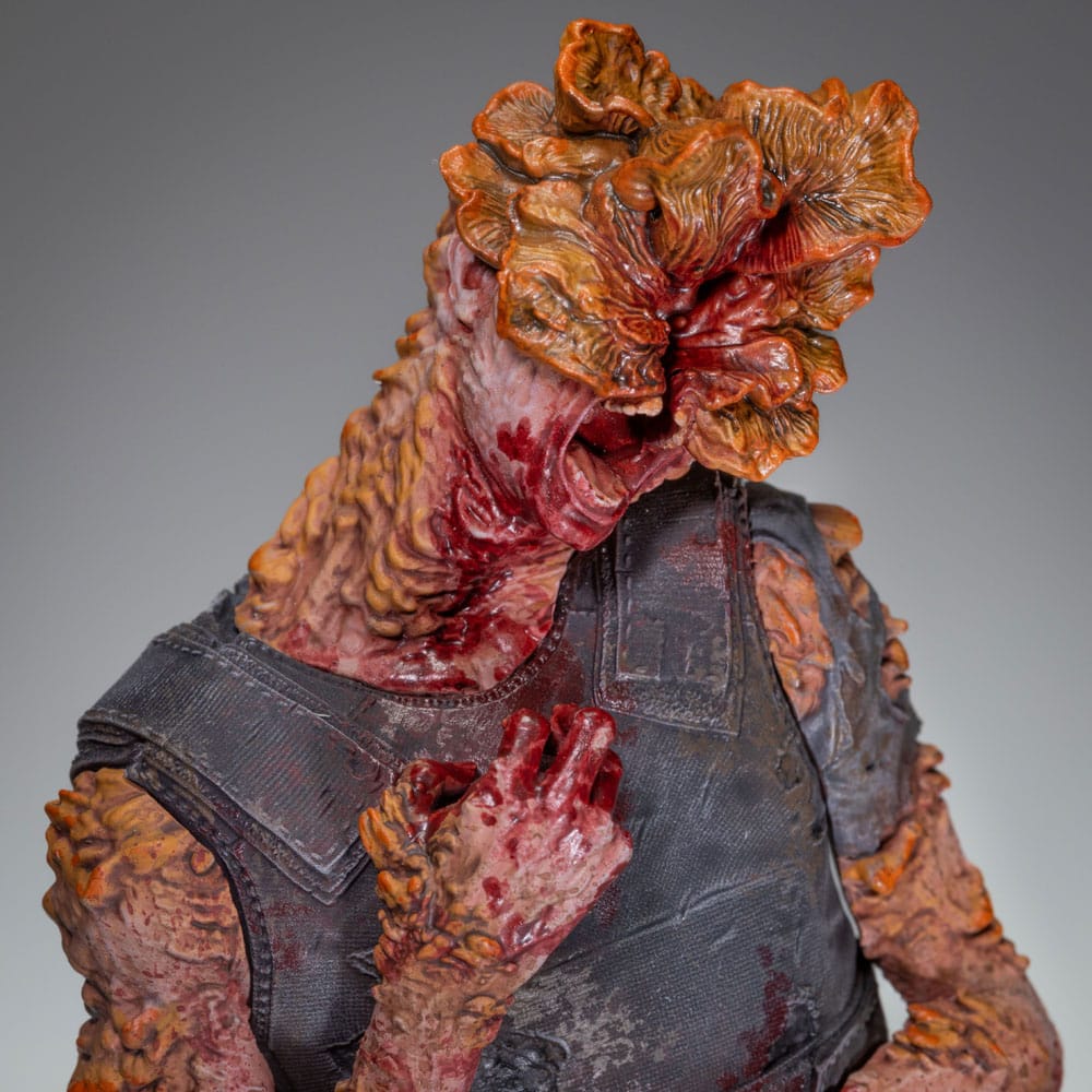 The Last of Us Part II PVC Statue Armored Clicker 22 cm 0761568010107