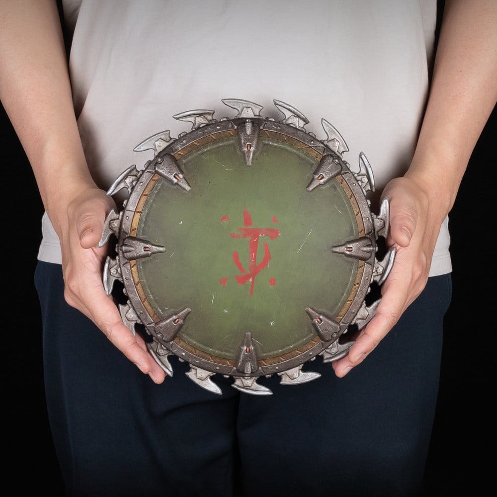 Doom: The Dark Ages Wall Mount Shield Saw 25 x 25 cm    0761568015256