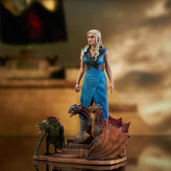Game of Thrones Deluxe Gallery PVC Statue Daenerys Targaryen 24 cm 0699788849477