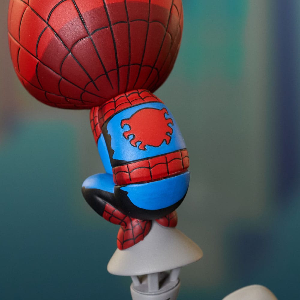 Marvel Animated Statue Spider-Man on Chimney 15 cm 0699788853580