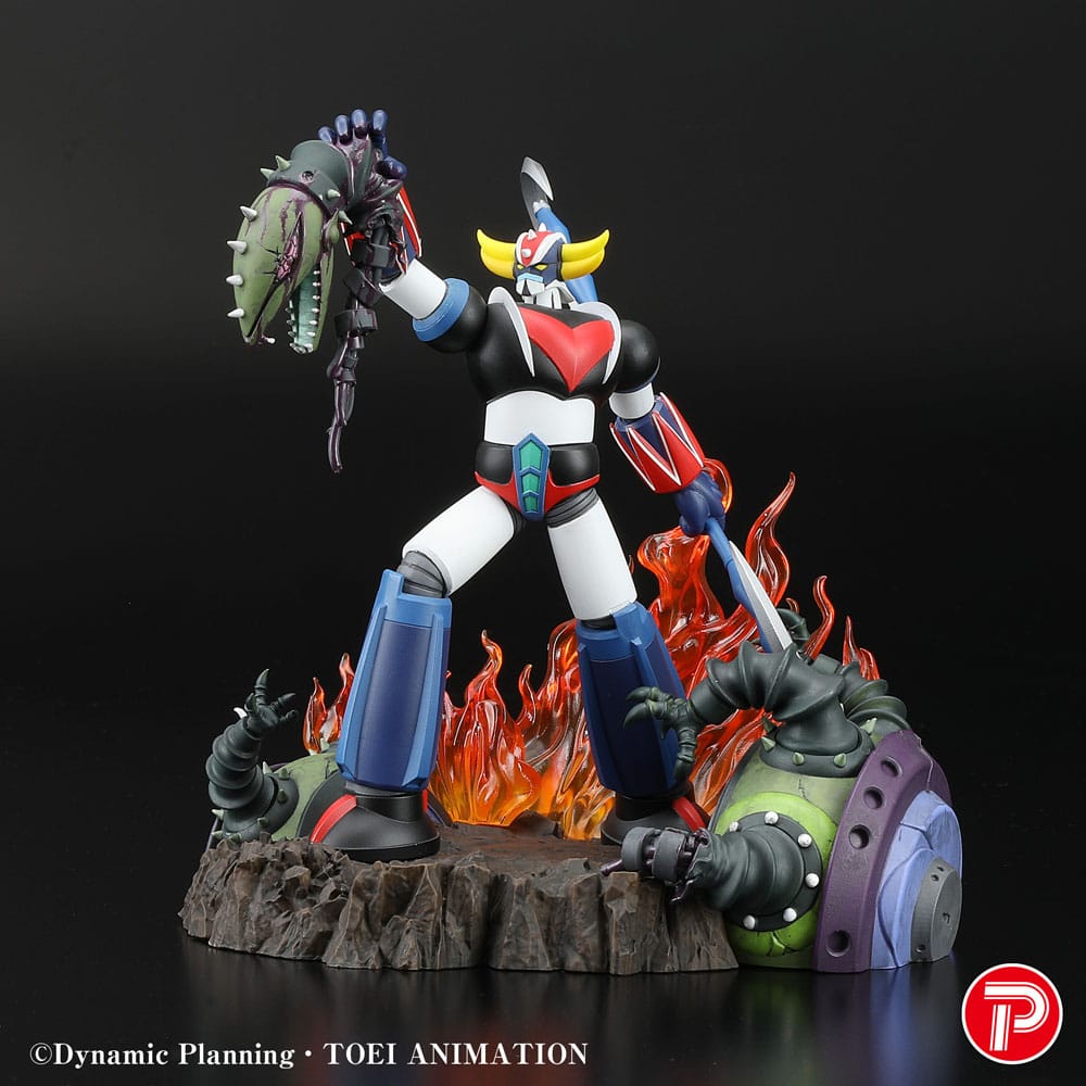 Grendizer Scene Selection 01 PVC Statue Grendizer a cry of Victory 14 cm     4897149030014
