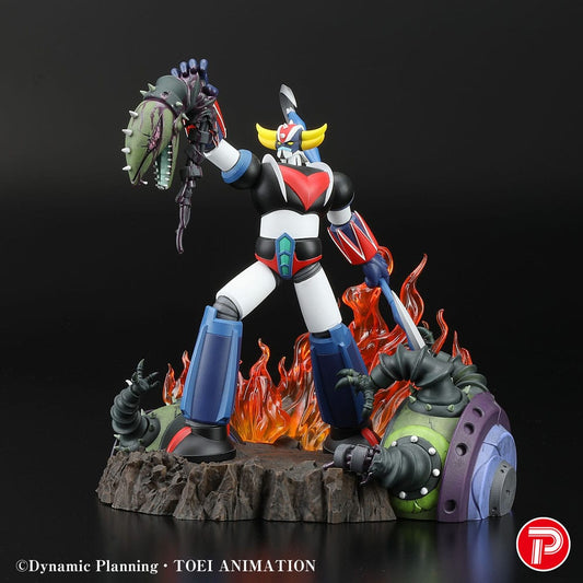 Grendizer Scene Selection 01 PVC Statue Grendizer a cry of Victory 14 cm     4897149030014