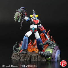 Grendizer Scene Selection 01 PVC Statue Grendizer a cry of Victory 14 cm     4897149030014
